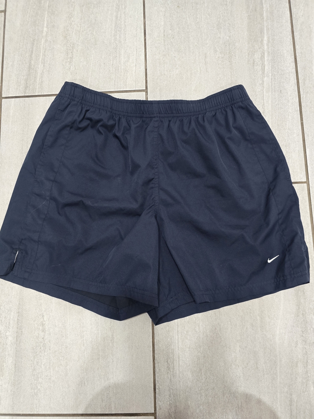 Nike Women's Navy Running Shorts Size Medium Athletic Workout Activewear